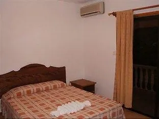 Gt Properties Self-Catering Apartments Bel Ombre 2*,